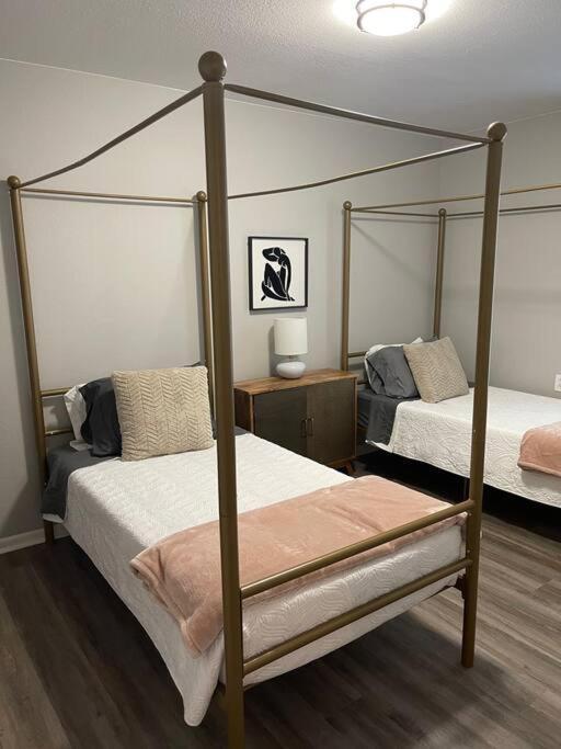 The Irene - 2 Bedroom Apt In Quilt Town, Usa Hamilton Extérieur photo