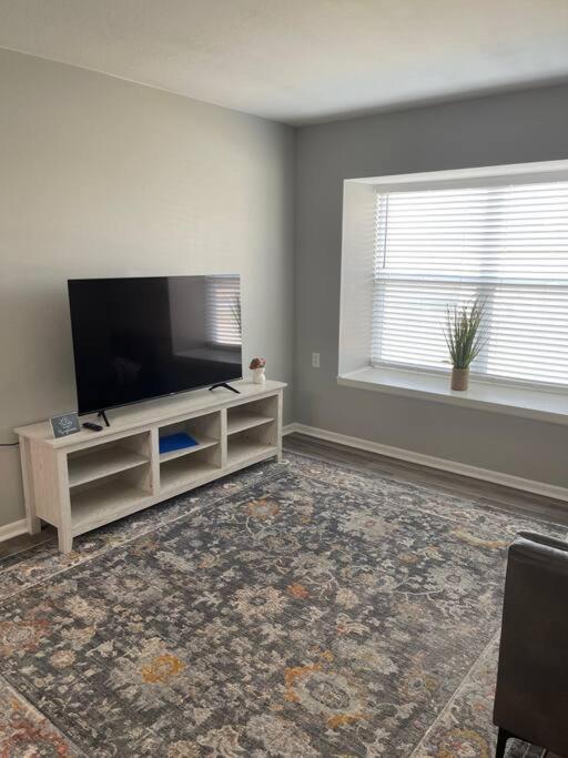 The Irene - 2 Bedroom Apt In Quilt Town, Usa Hamilton Extérieur photo